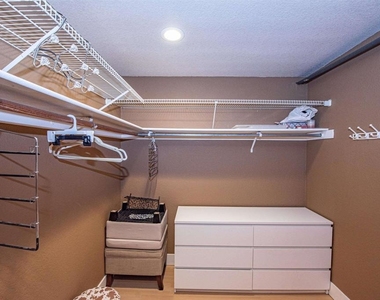 2715 S Centre City Parkway - Photo Thumbnail 30