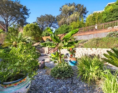 12941 Via Esperia - Photo Thumbnail 50