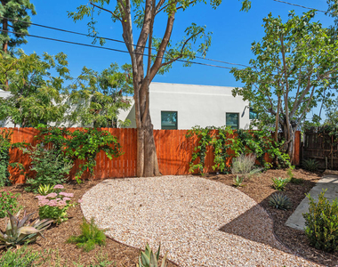 787 789 Elmira Street - Photo Thumbnail 27