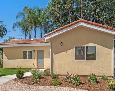 789 Elmira Street - Photo Thumbnail 13