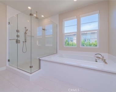 111 Swift - Photo Thumbnail 40