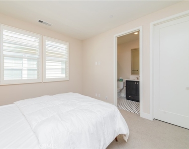 111 Swift - Photo Thumbnail 34
