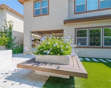 111 Swift - Photo Thumbnail 22