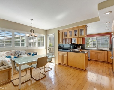 19305 Brooktrail Lane - Photo Thumbnail 13