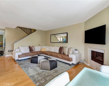 19305 Brooktrail Lane - Photo Thumbnail 11