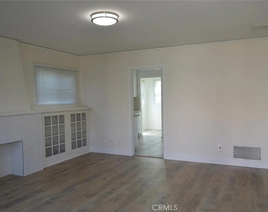 211 N West Street - Photo Thumbnail 8