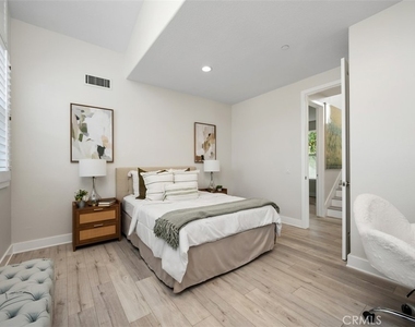 5701 Kiyot Way - Photo Thumbnail 34