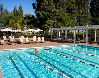752 Avenida Majorca - Photo Thumbnail 22