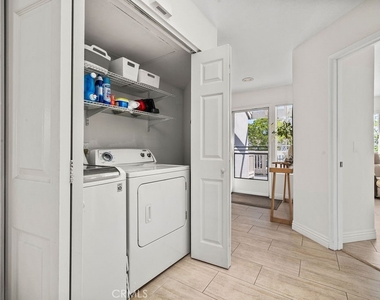 13 Campton Place - Photo Thumbnail 13