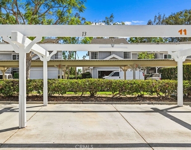 13 Campton Place - Photo Thumbnail 17