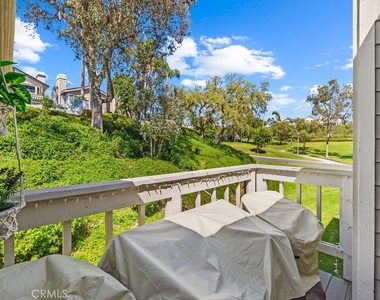 13 Campton Place - Photo Thumbnail 15