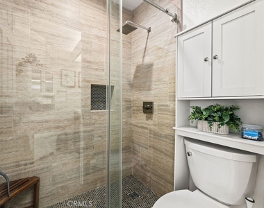 13 Campton Place - Photo Thumbnail 12