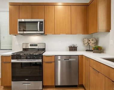 1756 Whaley Street - Photo Thumbnail 11