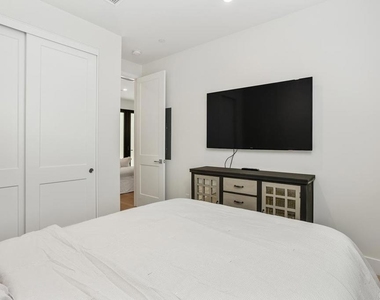 1756 Whaley Street - Photo Thumbnail 14