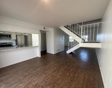 859 Del Mar Downs Road - Photo Thumbnail 5