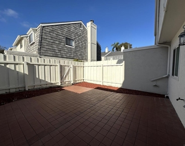 859 Del Mar Downs Road - Photo Thumbnail 22
