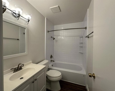 859 Del Mar Downs Road - Photo Thumbnail 11