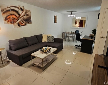 2857 N Los Felices - Photo Thumbnail 5