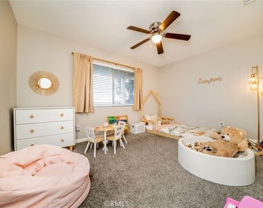 4659 Crestview - Photo Thumbnail 20