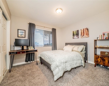 4659 Crestview - Photo Thumbnail 15