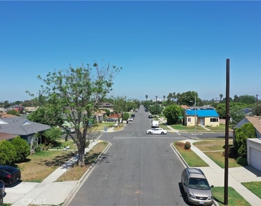 1613 N Grandee Avenue - Photo Thumbnail 11