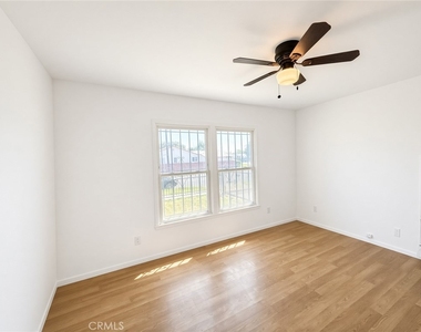 1613 N Grandee Avenue - Photo Thumbnail 6
