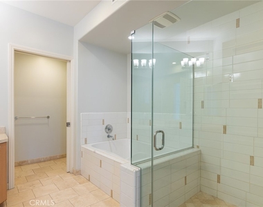 268 Caruso Avenue - Photo Thumbnail 26