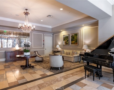 268 Caruso Avenue - Photo Thumbnail 4