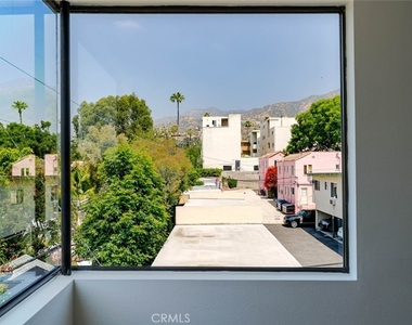 1305 N Columbus - Photo Thumbnail 5