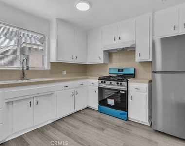 141 S 7th Street - Photo Thumbnail 27