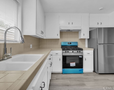 141 S 7th Street - Photo Thumbnail 28
