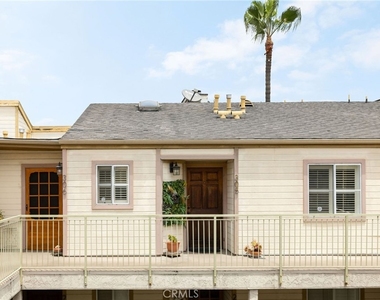 645 Chestnut - Photo Thumbnail 20