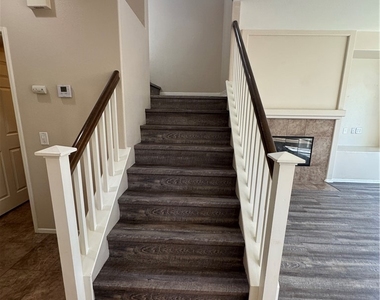 4440 Watermoor Drive - Photo Thumbnail 8
