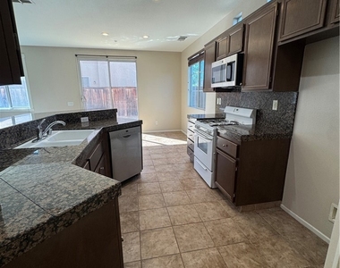 4440 Watermoor Drive - Photo Thumbnail 2