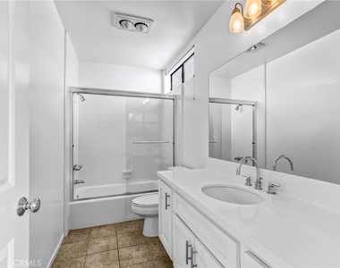 1825 Westholme Avenue - Photo Thumbnail 21