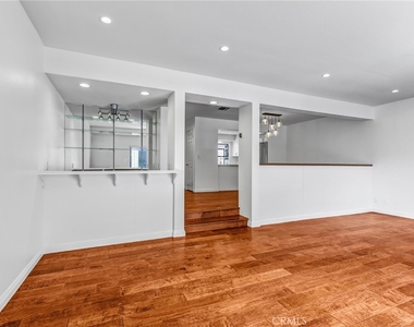 1825 Westholme Avenue - Photo Thumbnail 25