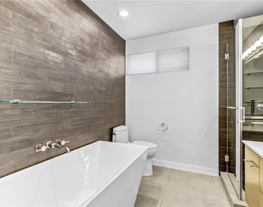 1825 Westholme Avenue - Photo Thumbnail 29