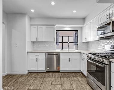 1825 Westholme Avenue - Photo Thumbnail 10