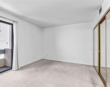 1825 Westholme Avenue - Photo Thumbnail 19