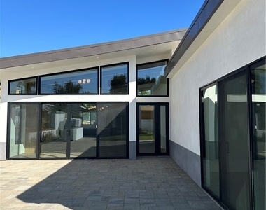 3279 Laurice Avenue - Photo Thumbnail 21