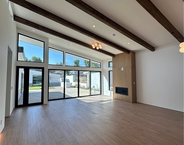 3279 Laurice Avenue - Photo Thumbnail 2