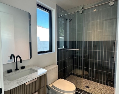 3279 Laurice Avenue - Photo Thumbnail 27