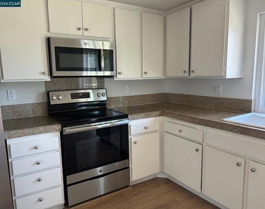 2472 Morello Hts. Cir. - Photo Thumbnail 7