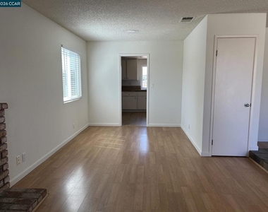 2472 Morello Hts. Cir. - Photo Thumbnail 10