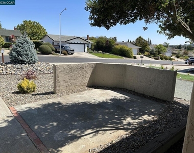 2472 Morello Hts. Cir. - Photo Thumbnail 4