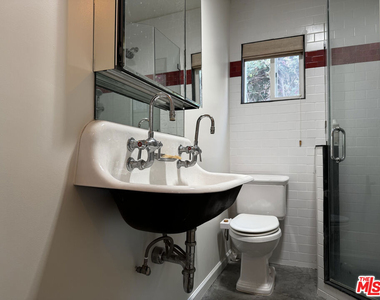 2257 Earl Street - Photo Thumbnail 14