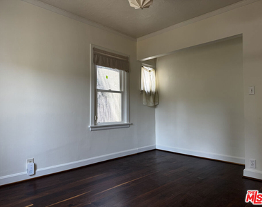 2257 Earl Street - Photo Thumbnail 26