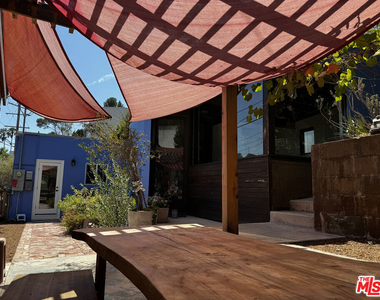 2257 Earl Street - Photo Thumbnail 9