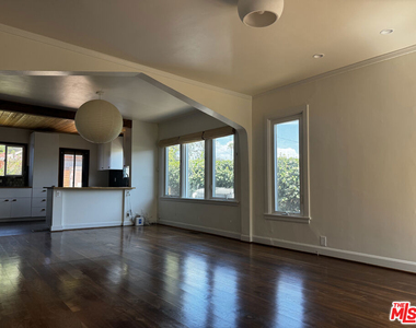 2257 Earl Street - Photo Thumbnail 13