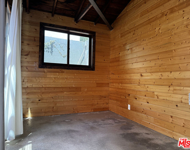 2257 Earl Street - Photo Thumbnail 20